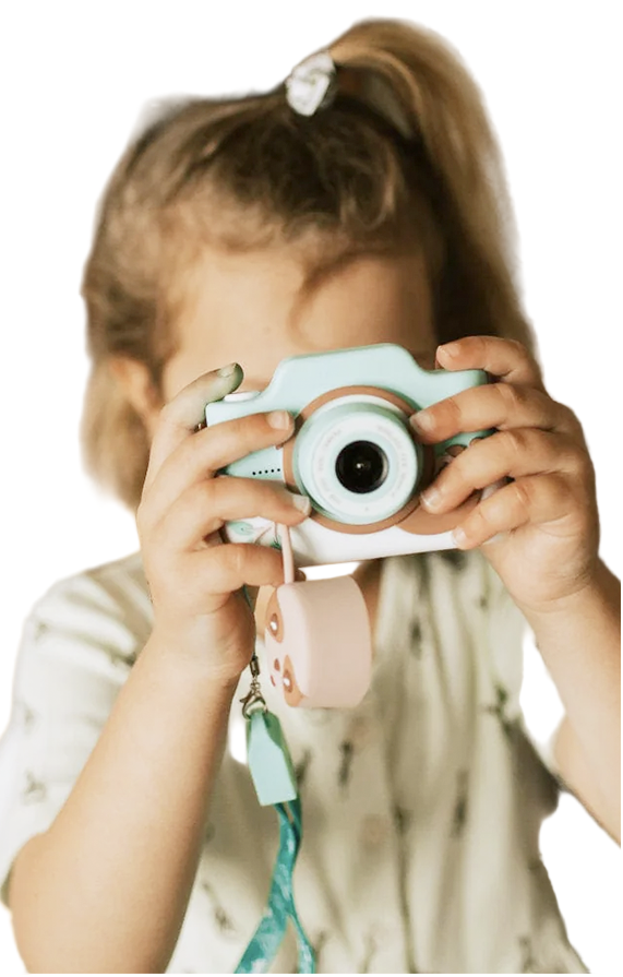 Rugged children's digital camera with large front lens