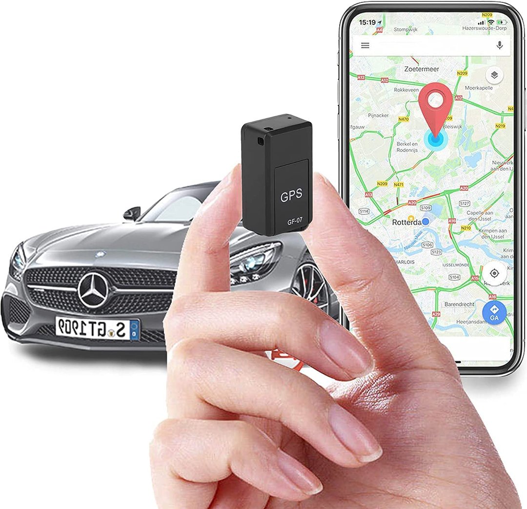 Black GF-07 mini magnetic GPS tracker with removable cover