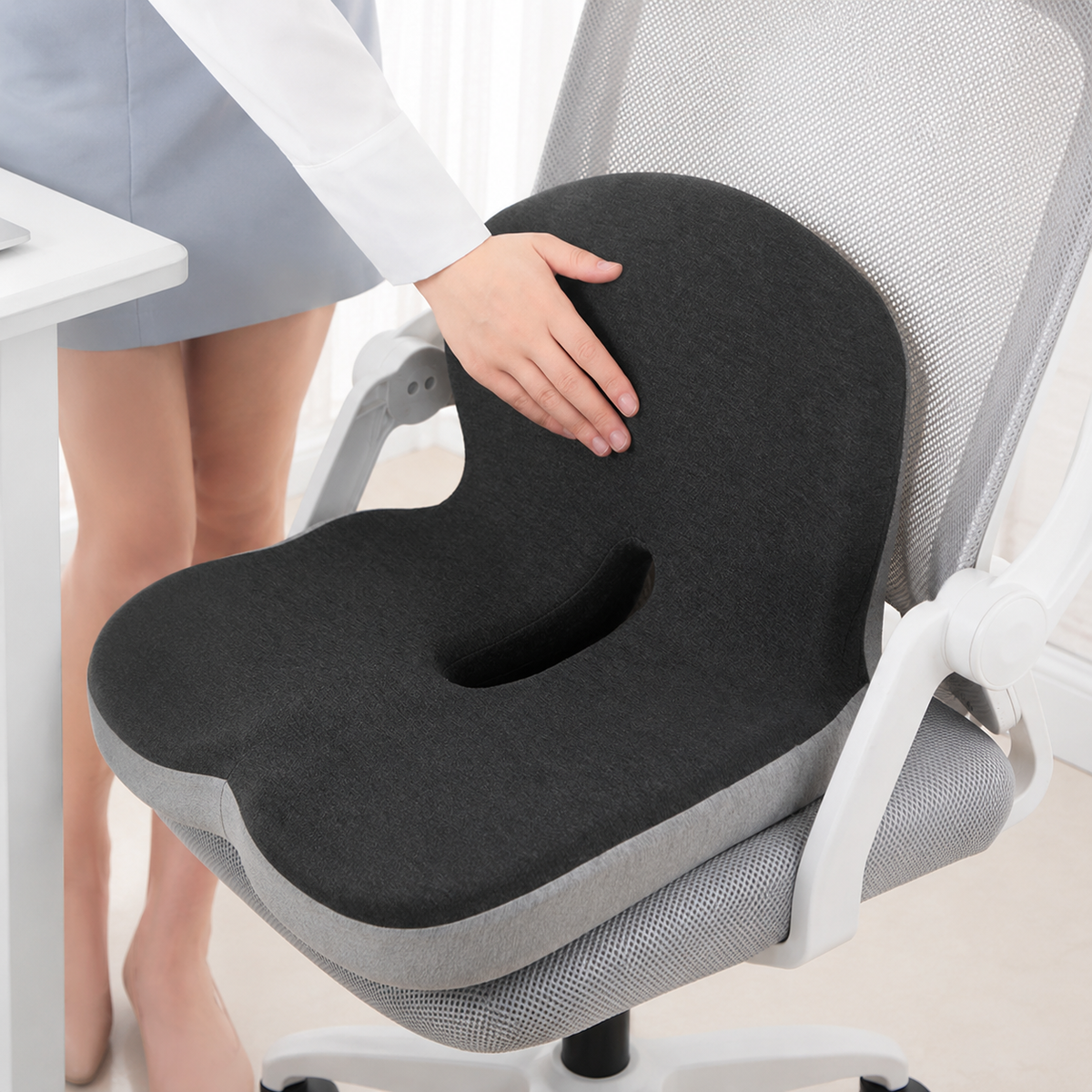 Contoured ergonomic memory foam seat cushion with central opening
