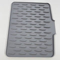 Rectangular silicone drying and heat protection mat with raised surface